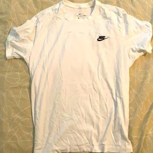 Nike tee shirt